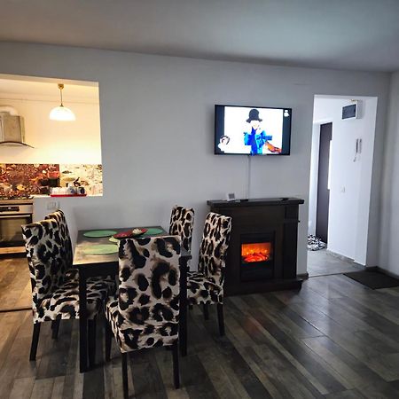 Apartamente De Inchiriat Lucky House Brasov Exterior photo