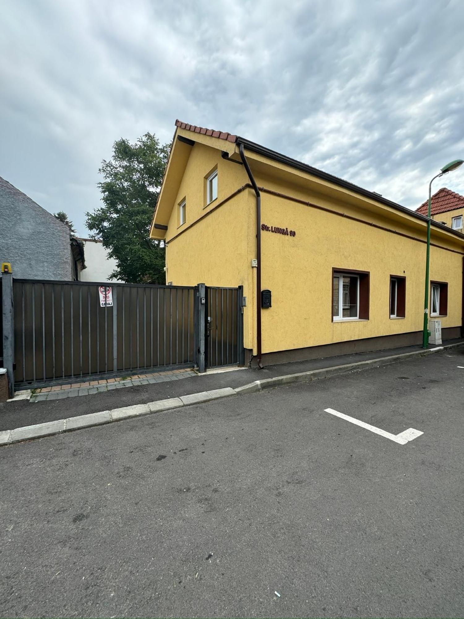 Apartamente De Inchiriat Lucky House Brasov Exterior photo
