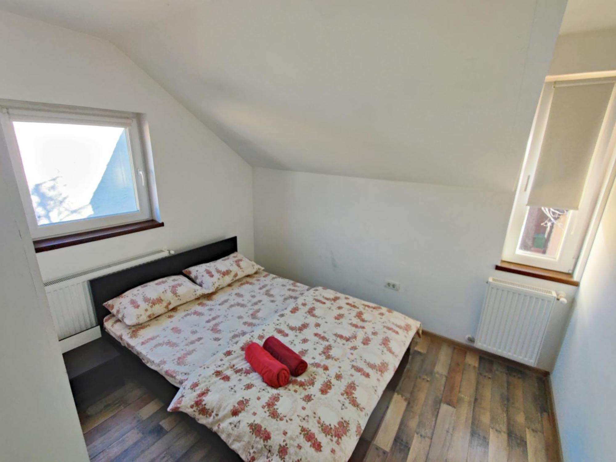 Apartamente De Inchiriat Lucky House Brasov Exterior photo