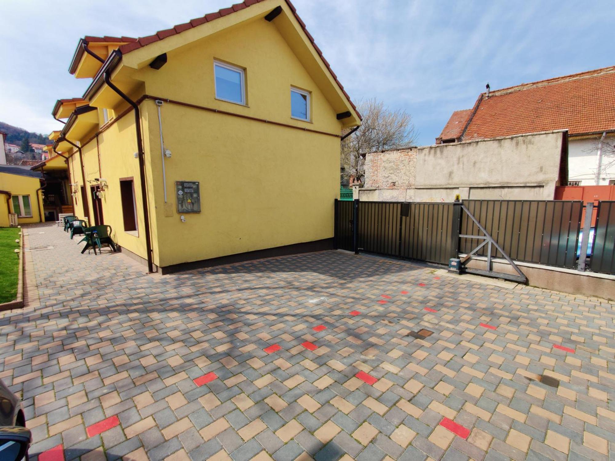 Apartamente De Inchiriat Lucky House Brasov Exterior photo
